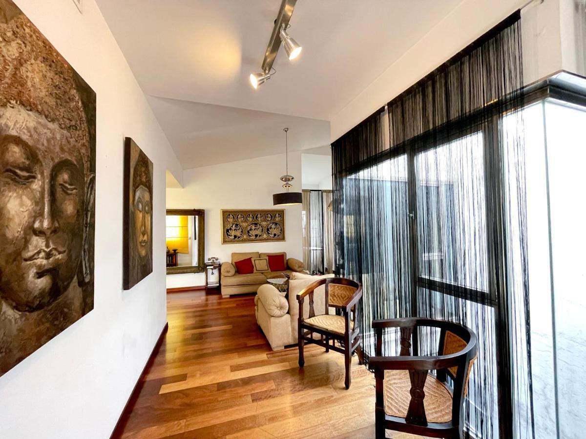 Atico En Plaza De La Constitucion 3 Bedrooms مالقة المظهر الخارجي الصورة