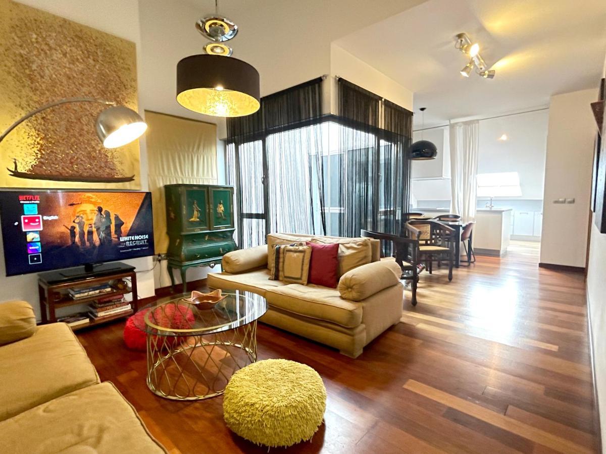 Atico En Plaza De La Constitucion 3 Bedrooms مالقة المظهر الخارجي الصورة